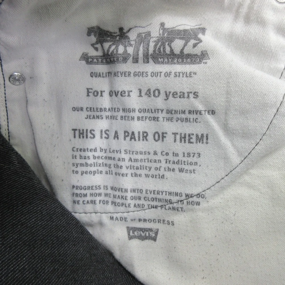 Levis levis mens
